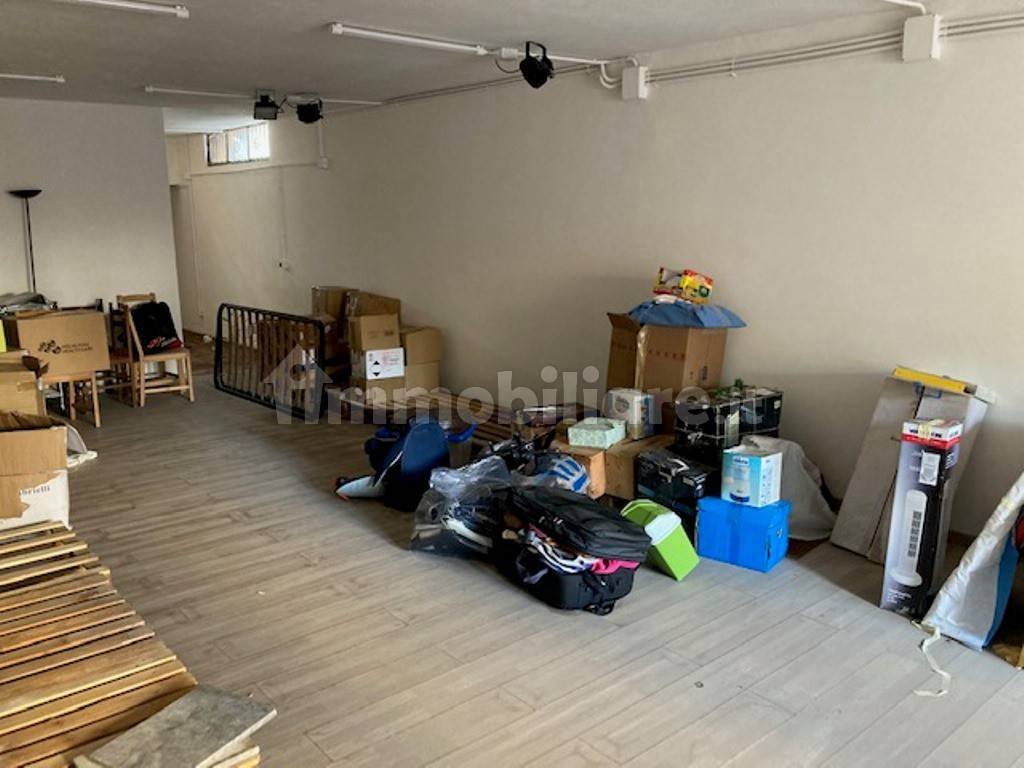 Garage - Box in Vendita - immagine 10 di 12